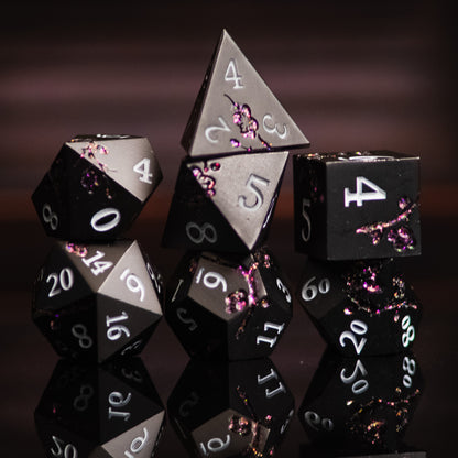 Adventurer's Essential: Metal Dice